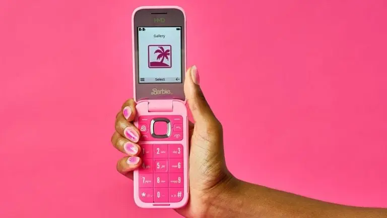 divulgação HMD - celular da barbie