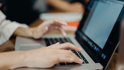 como-escolher-dominio-de-site-mestres-do-site-1-scaled-1